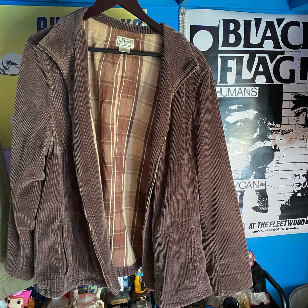 Men’s brown corduroy jacket